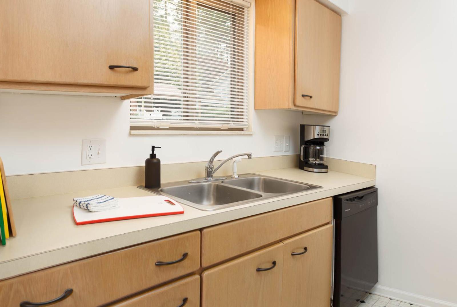 Hendo Hideaway A 2Bed/1Bath Apartment Хендерсънвил Екстериор снимка